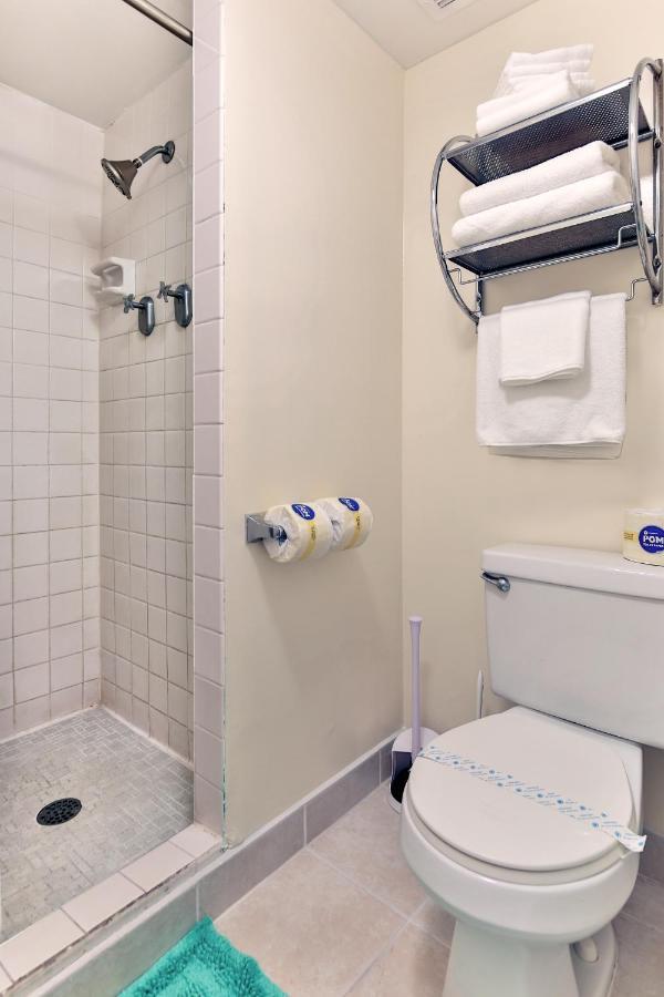 City View Studio With Pool Access In Aloha Surf! Honolulu Zewnętrze zdjęcie