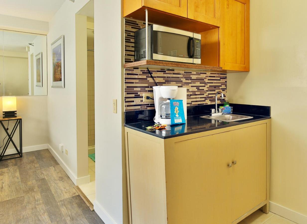 City View Studio With Pool Access In Aloha Surf! Honolulu Zewnętrze zdjęcie